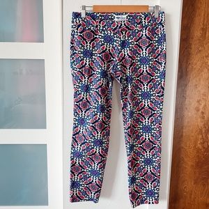 🔴Patterned Old Navy Pixie Pants